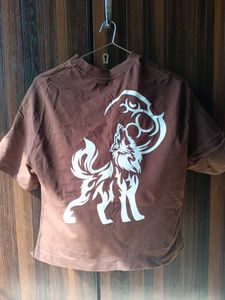 Brown Wolf Graphic T-Shirt