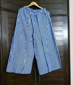 Women Blue Striped Wide Leg Palazzo Pants