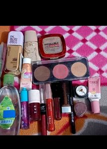 makeup kit