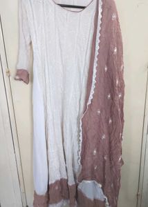 Elegant White Chikankari Kurta Set with Dupatta