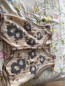 woolen vest