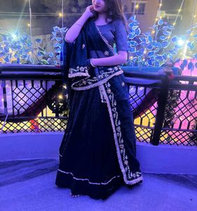 Elegant Dark Blue Lehenga Choli Set