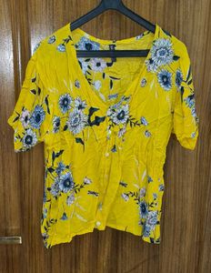 Yellow Floral V-Neck Button-Up Top