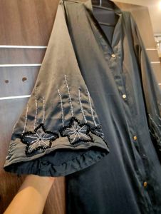 Elegant abaya