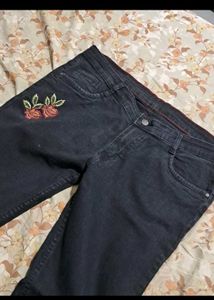 2 Cute Green Top 💚and floral black denim👖