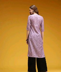 Floral Embroidered Kurta