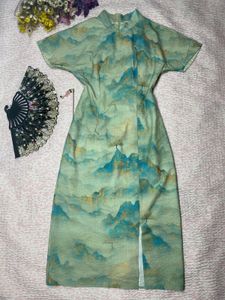 Qipao dress