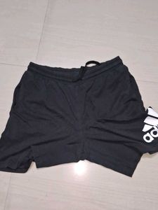 size M Adidas Black Logo Shorts of 1