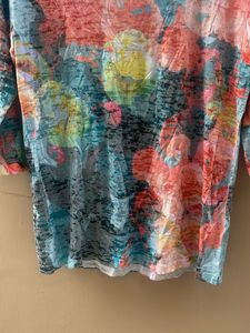 Vibrant Abstract Print 3/4 Sleeve Top