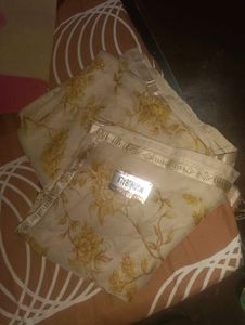 Floral Print Saree with Delicate Border
