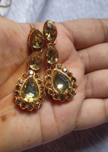 Elegant Crystal Drop Earrings