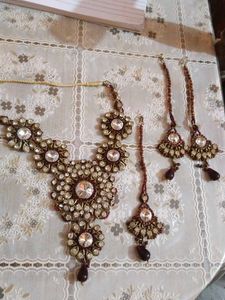 Exquisite Kundan Bridal Jewellery Set