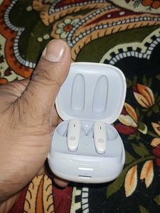 White Noise Earbuds