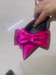Stunning Bow Pointed Toe Heels