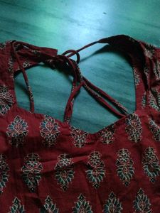 Maroon Printed Sleeveless kurti