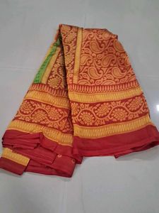 Vibrant Paisley Print Saree
