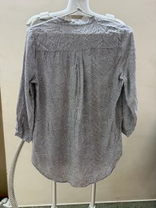 Stylish Grey Leaf Print Tunic Top