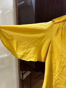 🇮🇳Freedom Sale🇮🇳Yellow Button-Down Blouse