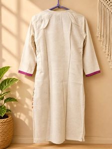 Embroidered Festive Kurta
