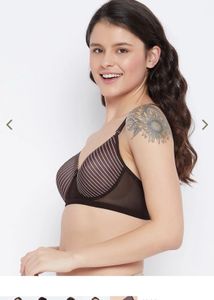 Clovia New
