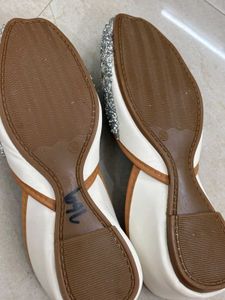 Embellished Juttis - White &amp; Silver