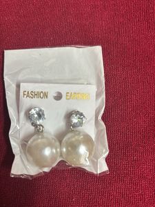 8 set of earrings