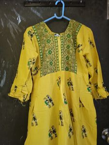 Kurti With Front Long Zip- Especially Useful For Feeding L-Size