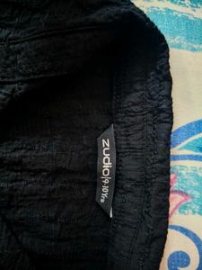 Cute Black Textured Shirt