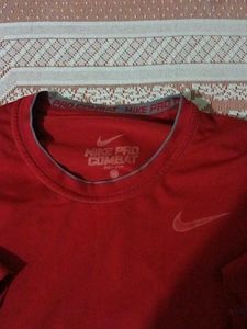 Nike Pro Combat T-Shirt