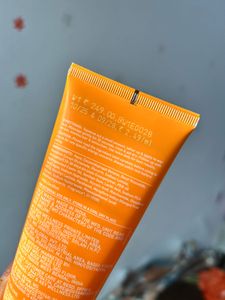 Dot &amp; Key Mango Detan Gel Face Wash
