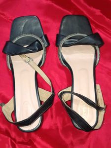 Stylish Black Heels with Embellished Straps
