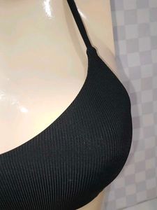 (431)Black Ribbed Bralette