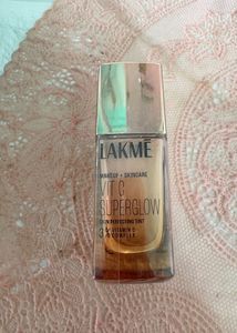 Lakme Vit C Superglow Skin Perfecting Tint