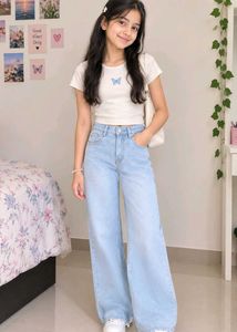 Light Wash Wide Leg Jeans