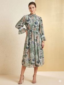 Flowy Printed Midi Dress with jean’s 👖