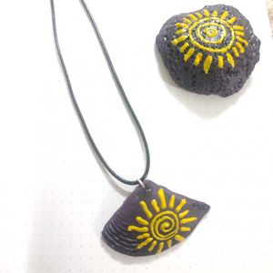 Sun Seashell Necklace ⋆.ೃ࿔*⋆ 𖤓 ⋆˚࿔