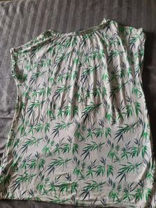 White Bamboo Print T-Shirt strechable