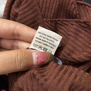 Amazing Little Top - Cinnamon Brown