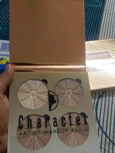 Character Glow Kit highlighter
