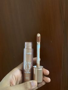 Mars Glow Fly Liquid Highlighter