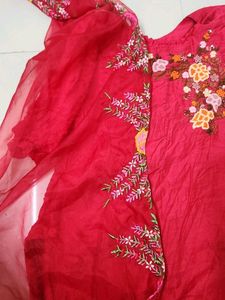 Embroidered Red Kurta Set