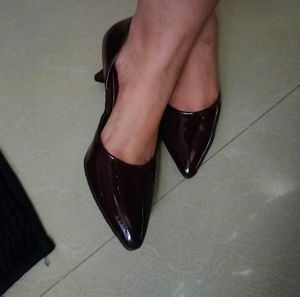 Stylish Burgundy Pump Heels