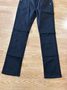 Women Black Jeans with Detail