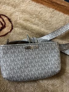 Michael Kors Mini Baguette