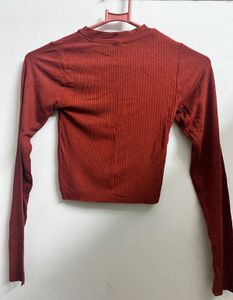 Ribbed Long Sleeve Crop Top