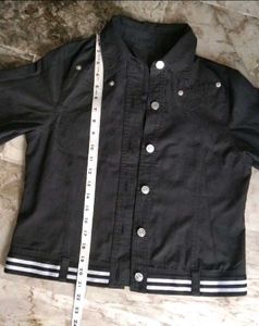 Black stylish short jacket for girls/ women