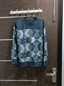 Sweat Shirt