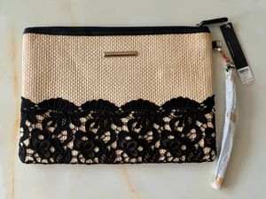 Dorothy Perkins Clutch