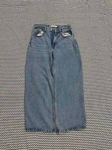 Max Jeans Light Wash Denim