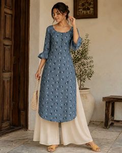 Stylish Blue Floral Kurta